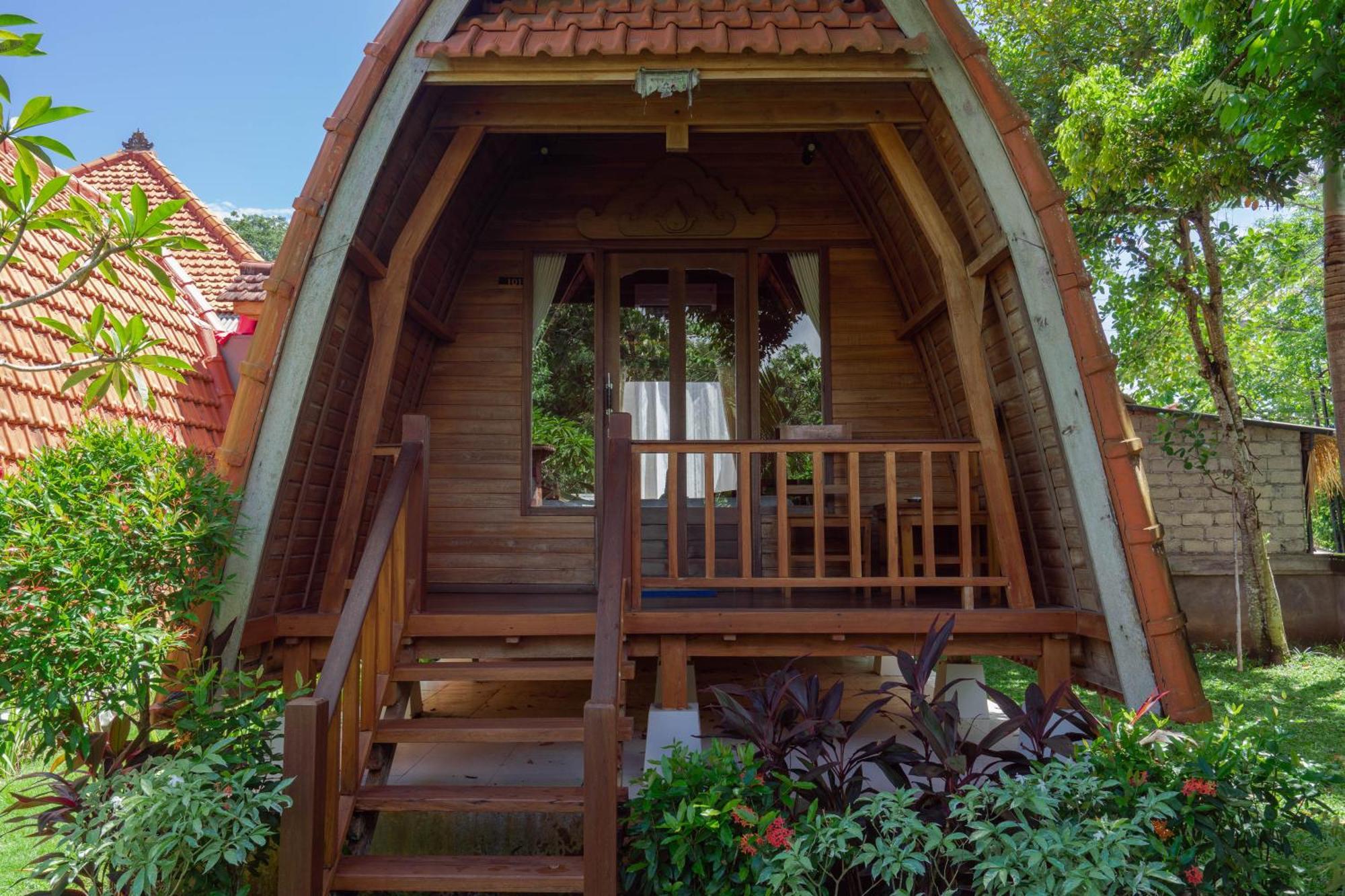 Brisk Homestay Uluwatu Redpartner Exterior photo