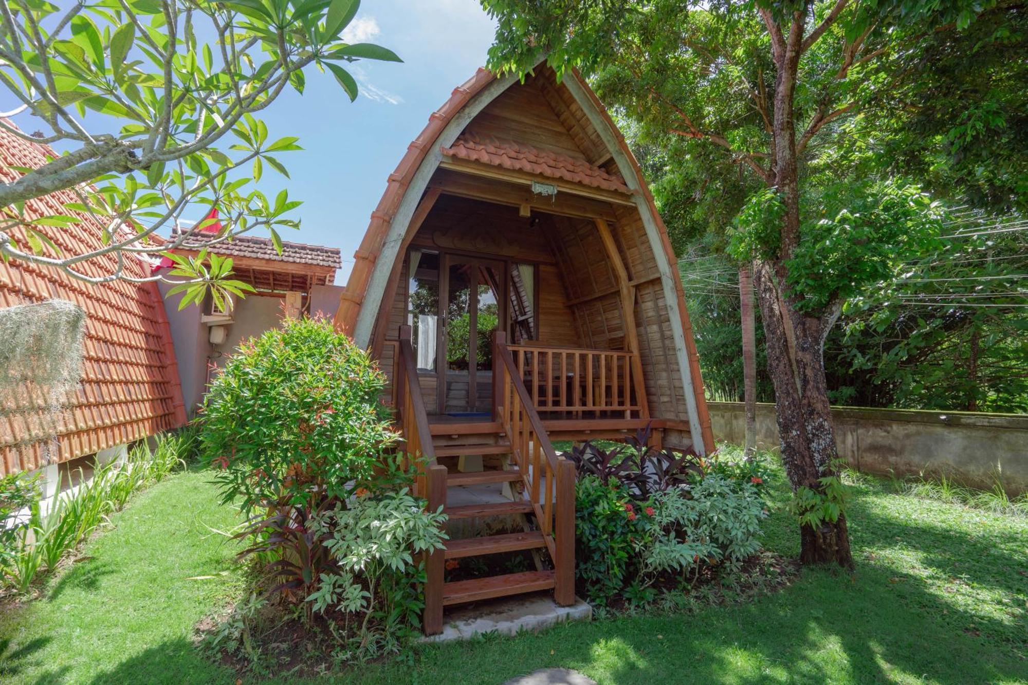 Brisk Homestay Uluwatu Redpartner Exterior photo